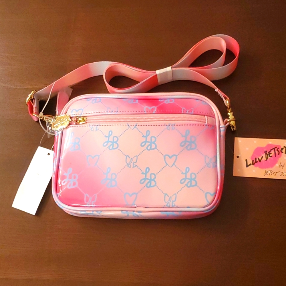 Betsey Johnson pink crossbody - Picture 3 of 7
